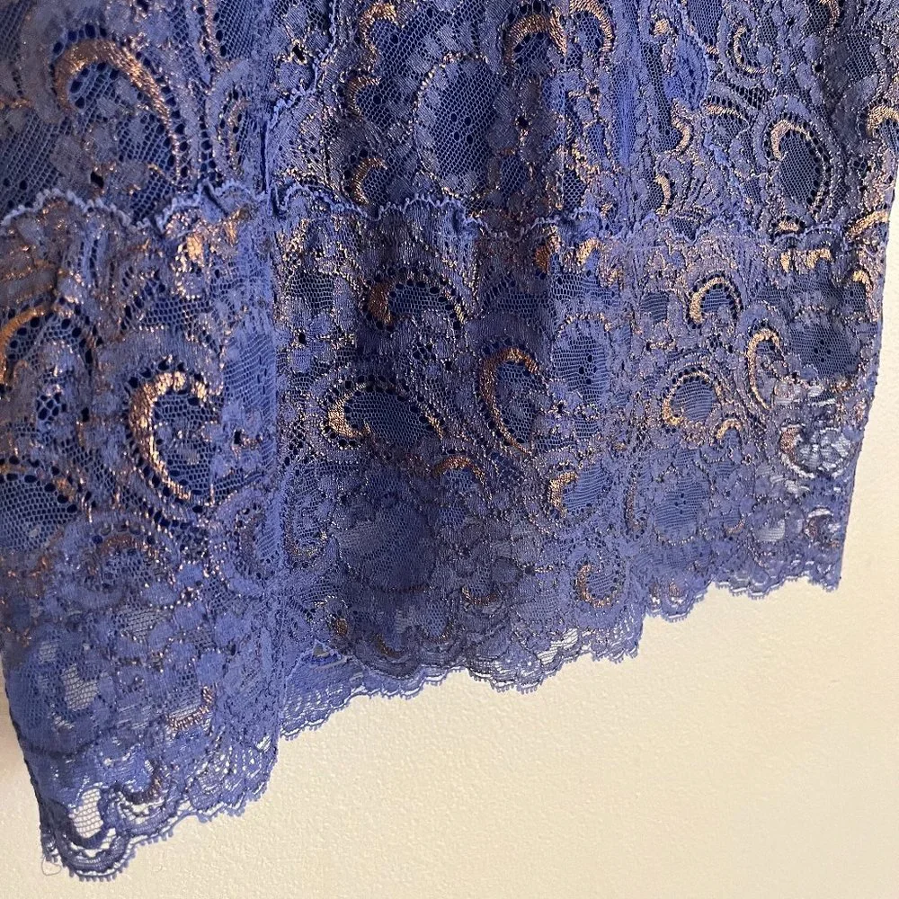 Nicole Miller Eva Lace Dress Indigo Shimmer size Small - Picture 4 of 10
